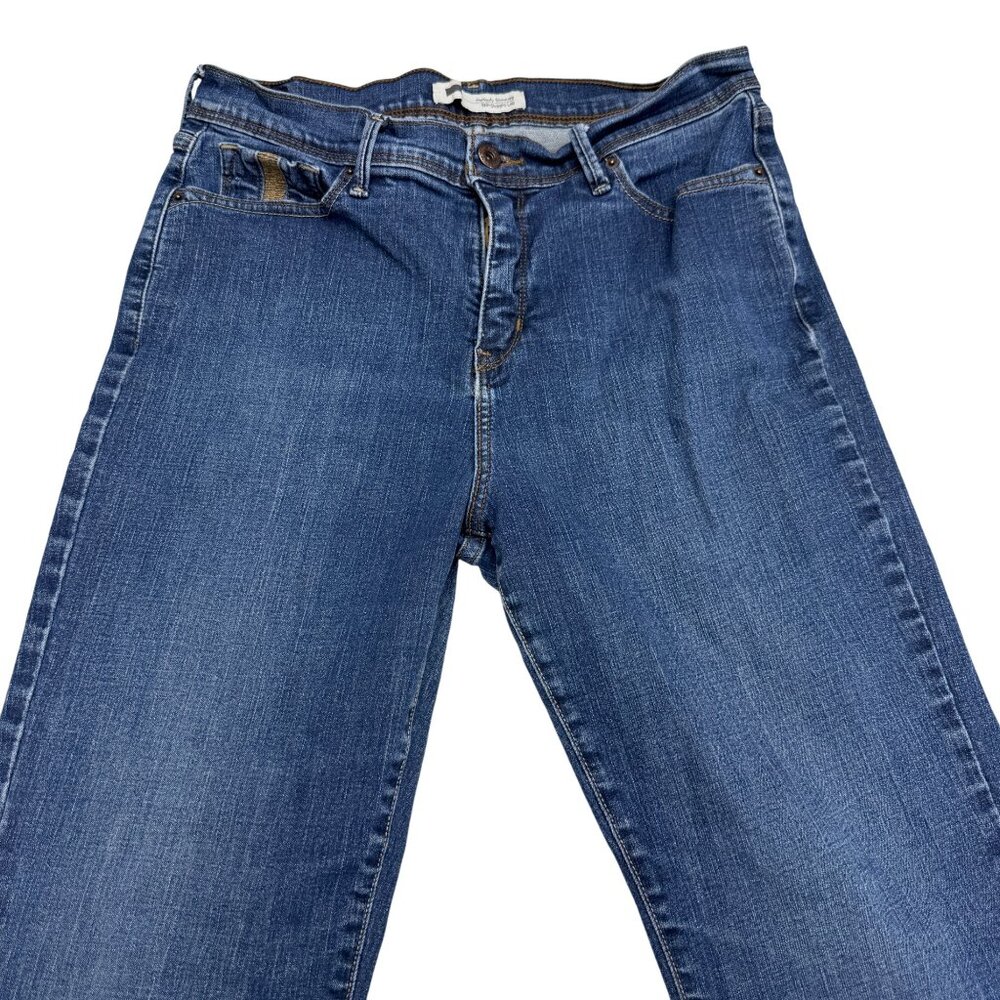 Levi's 512 Perfectly Slimming Straight Leg Jean Women's Denim Pants, Size 32 - Picture 3 of 10